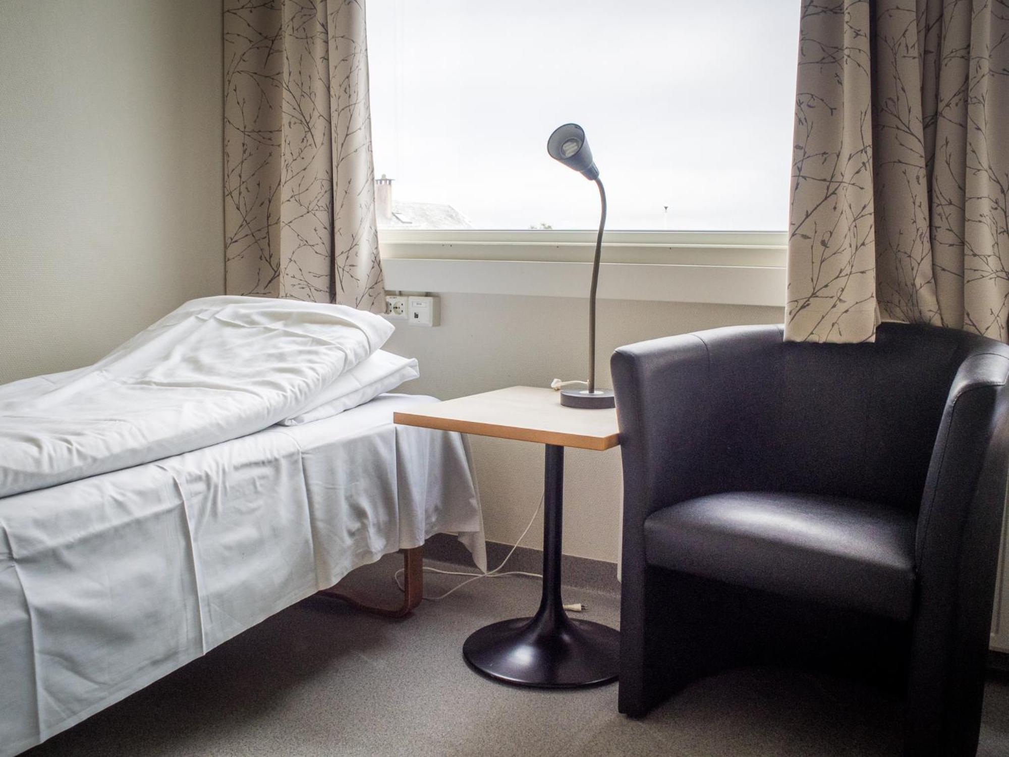 Solborg Folkehogskole Hostel Ставангер Екстериор снимка
